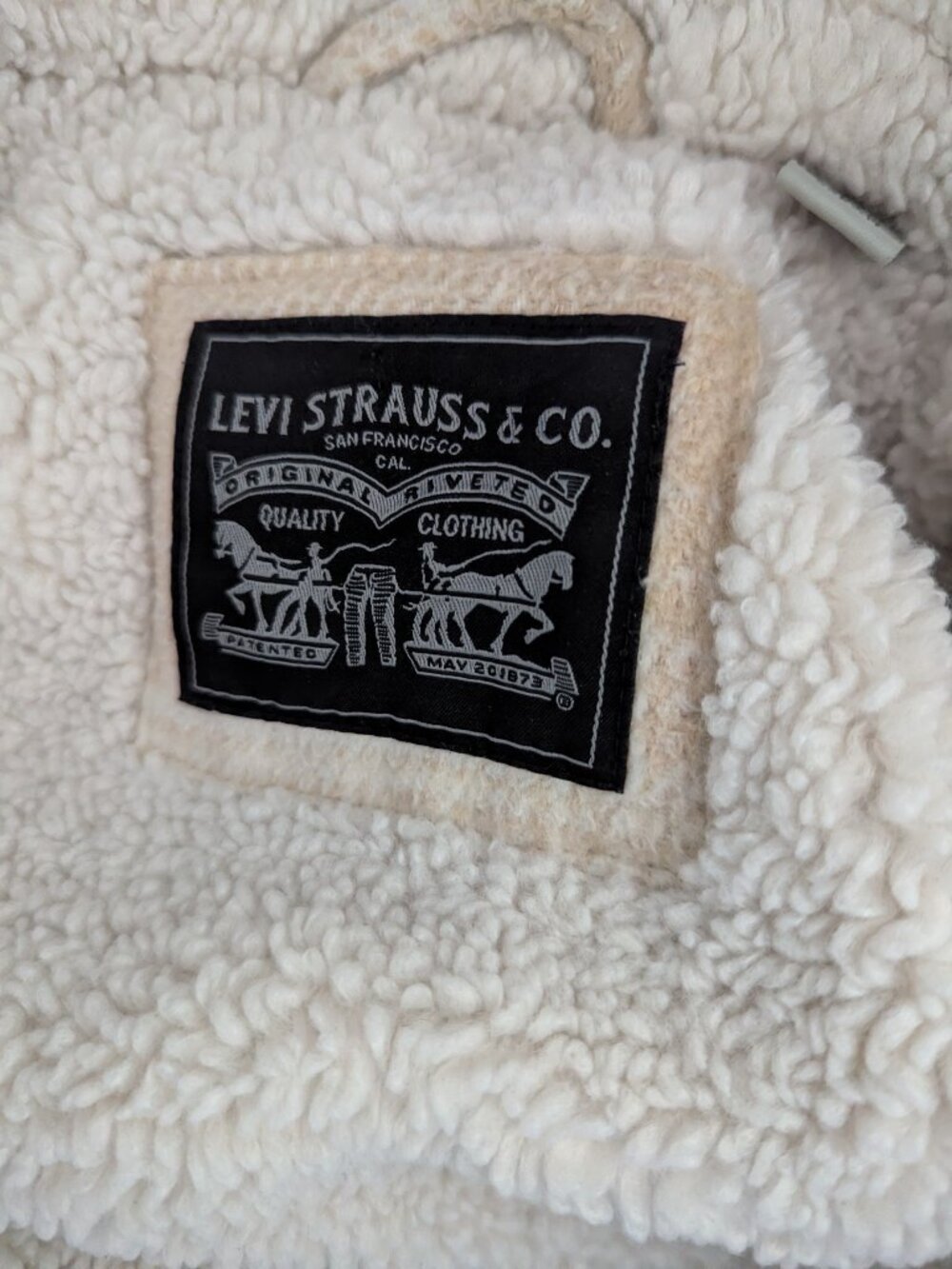 Levi's jacket - Picture 8 of 11